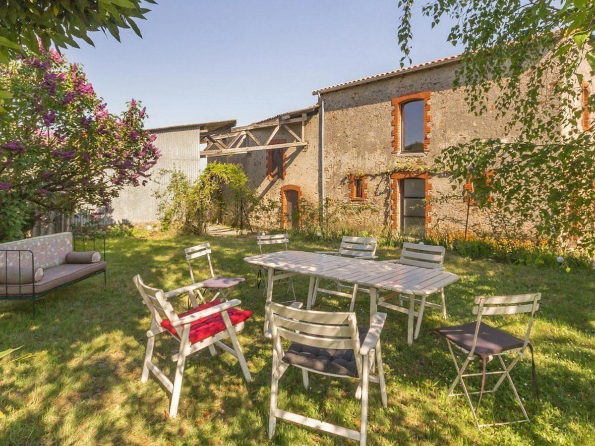 Gite Typique Au Coeur De Monnieres, Proche Sevre, Jardin Privatif, Wifi, Ideal Pour Peche Et Rando - Fr-1-306-985 Villa Monnieres  ภายนอก รูปภาพ